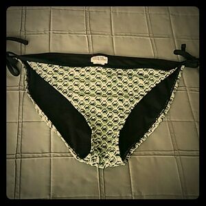 Bikini bottom with matching Tshirt